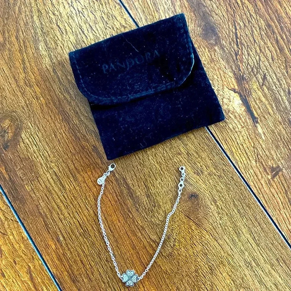 Authentic Pandora Symbol of Lucky in Love Rose Gold Dangle  Pandora Retierd Lucky in love